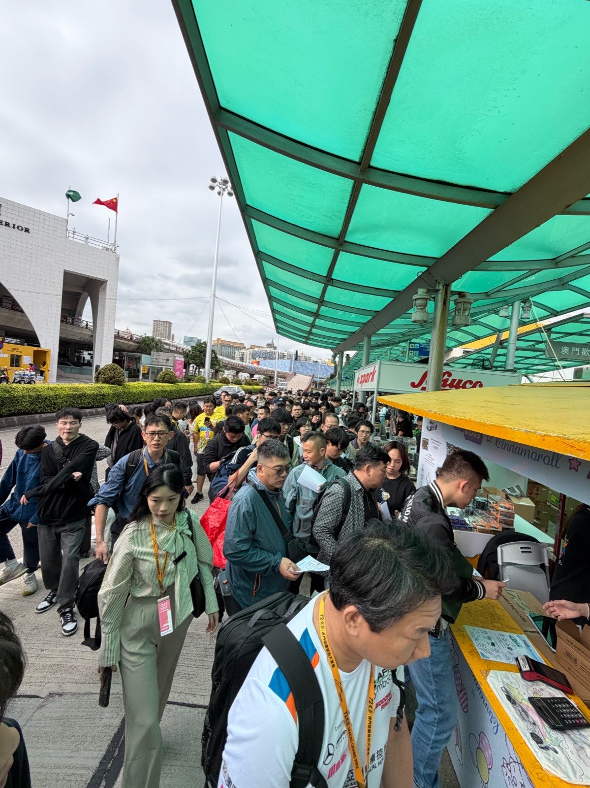 澳門格蘭披治大賽車 TARMAC WORKS 展位人潮